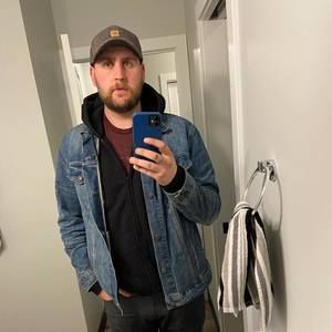 Meet your Posher, Derek